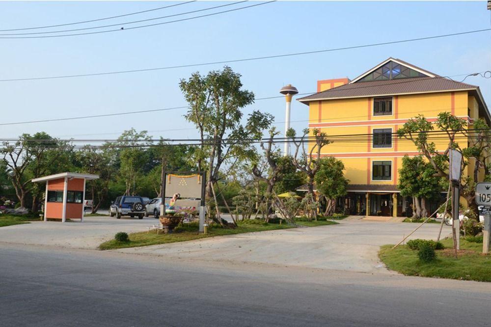 Boonme Heritage Phitsanulok Exterior photo